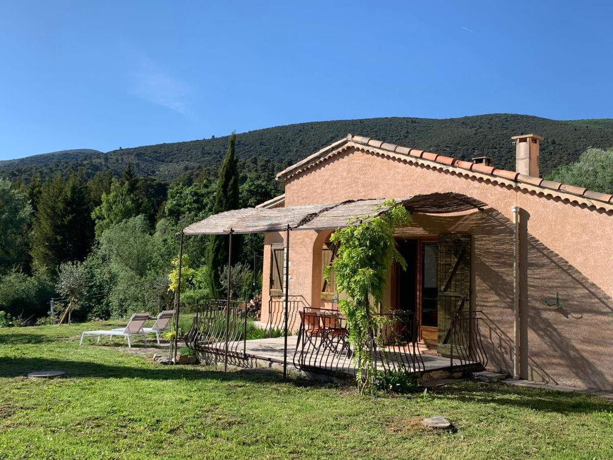 Les Oliviers Villa Vaugines Eksteriør billede